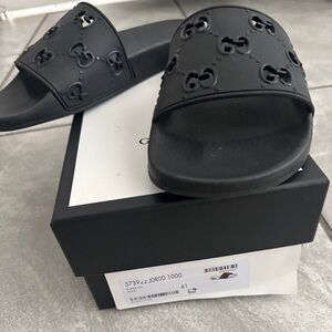 Gucci slides